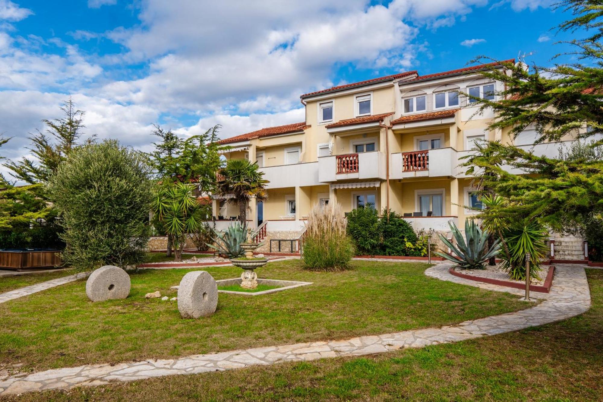 Apartments Strand Вир Экстерьер фото